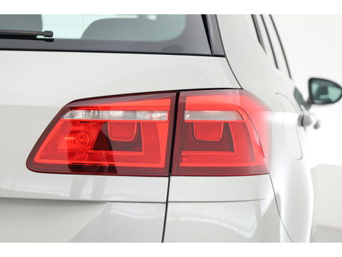 Volkswagen Golf Sportsvan 1.2 TSI Highline DSG | Camera | All Seasons | Trekhaak | Clima | PDC