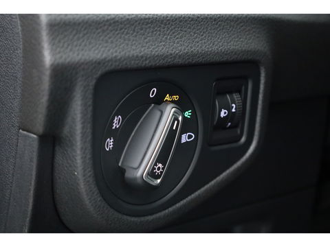 Volkswagen Golf Sportsvan 1.2 TSI Highline DSG | Camera | All Seasons | Trekhaak | Clima | PDC