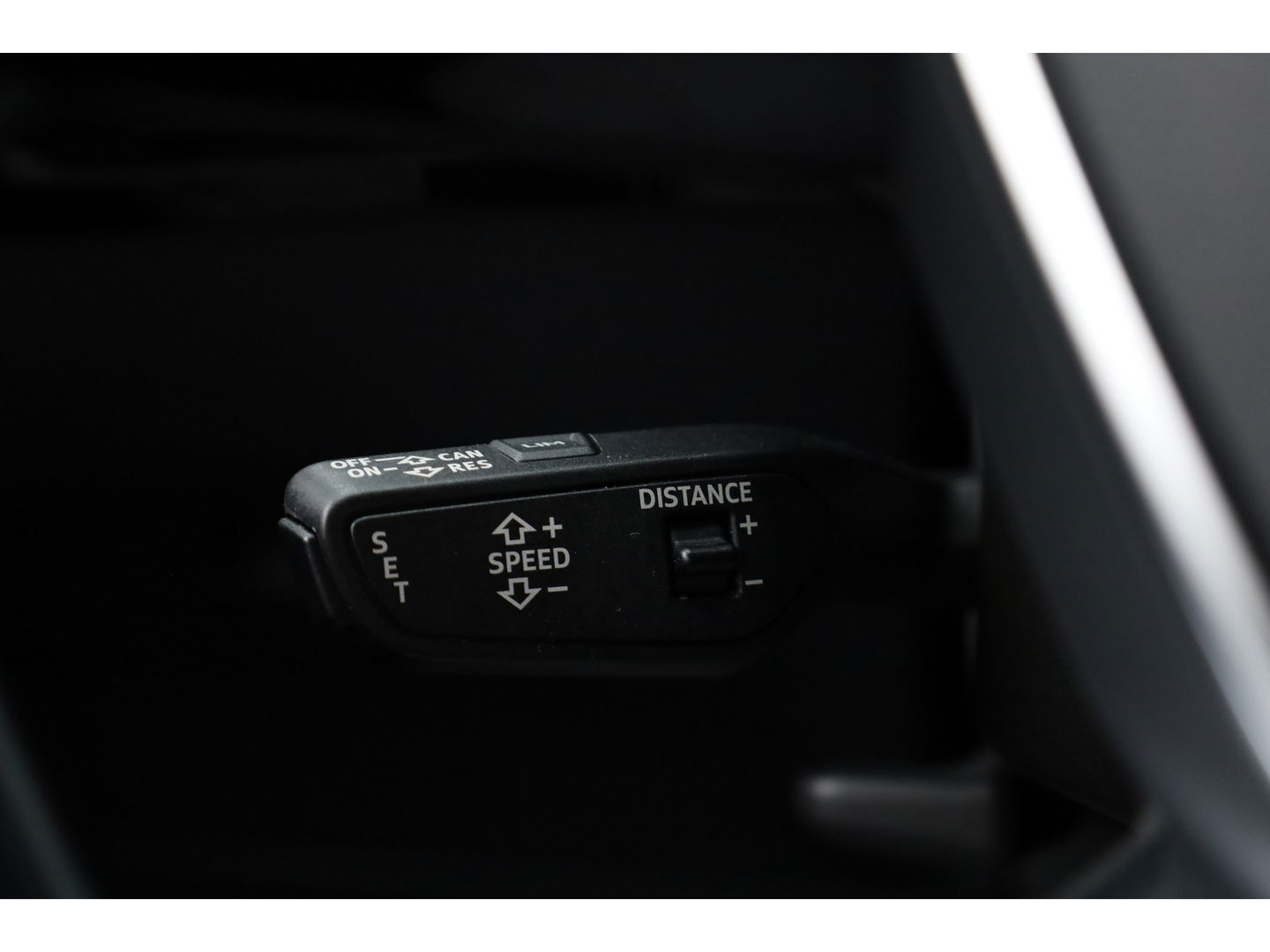 Audi e-tron 55 quattro Advanced edition 95 kWh | Pano | HUD | Soft Close | Luchtvering | Adapt. Cruise | 360cam