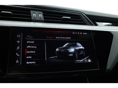 Audi e-tron 55 quattro Advanced edition 95 kWh | Pano | HUD | Soft Close | Luchtvering | Adapt. Cruise | 360cam