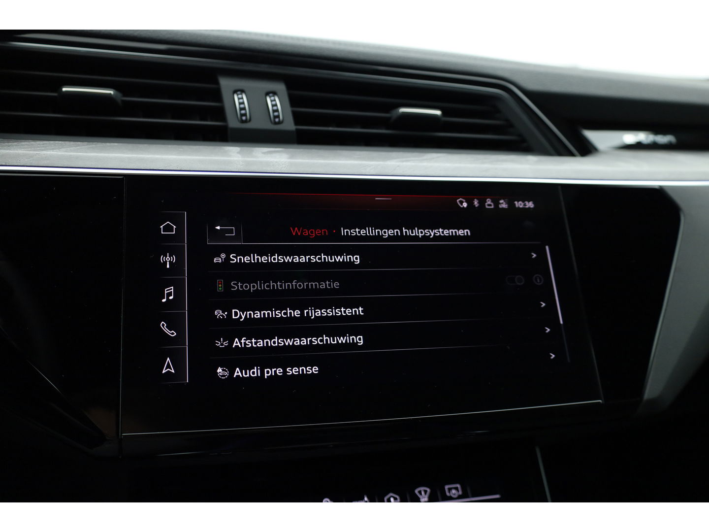 Audi e-tron 55 quattro Advanced edition 95 kWh | Pano | HUD | Soft Close | Luchtvering | Adapt. Cruise | 360cam