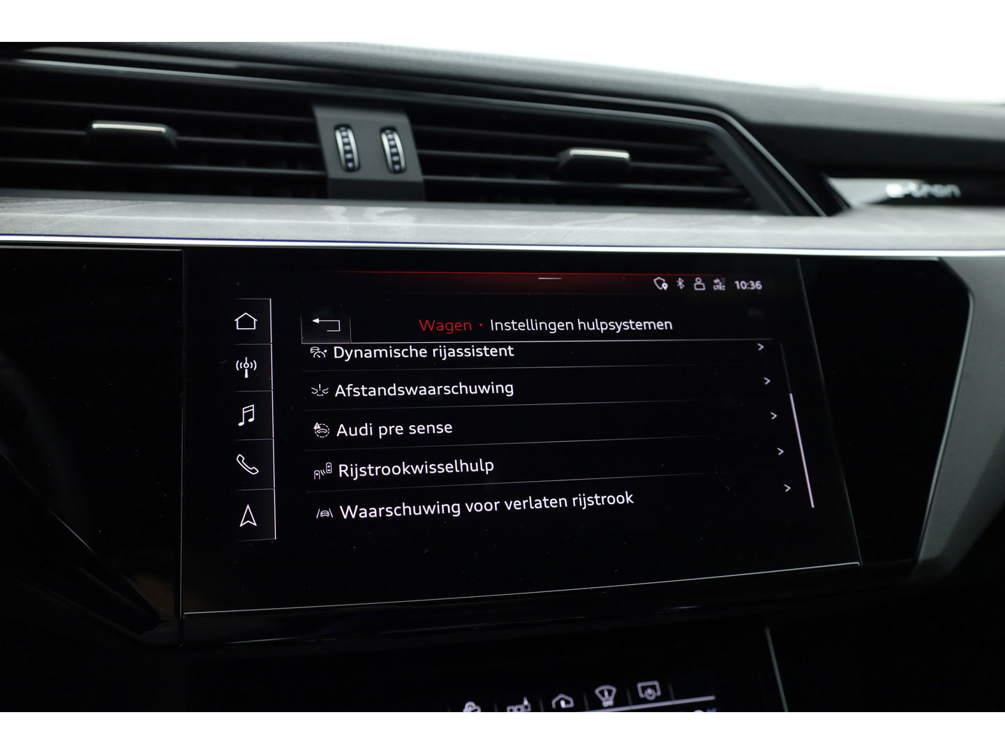 Audi e-tron 55 quattro Advanced edition 95 kWh | Pano | HUD | Soft Close | Luchtvering | Adapt. Cruise | 360cam