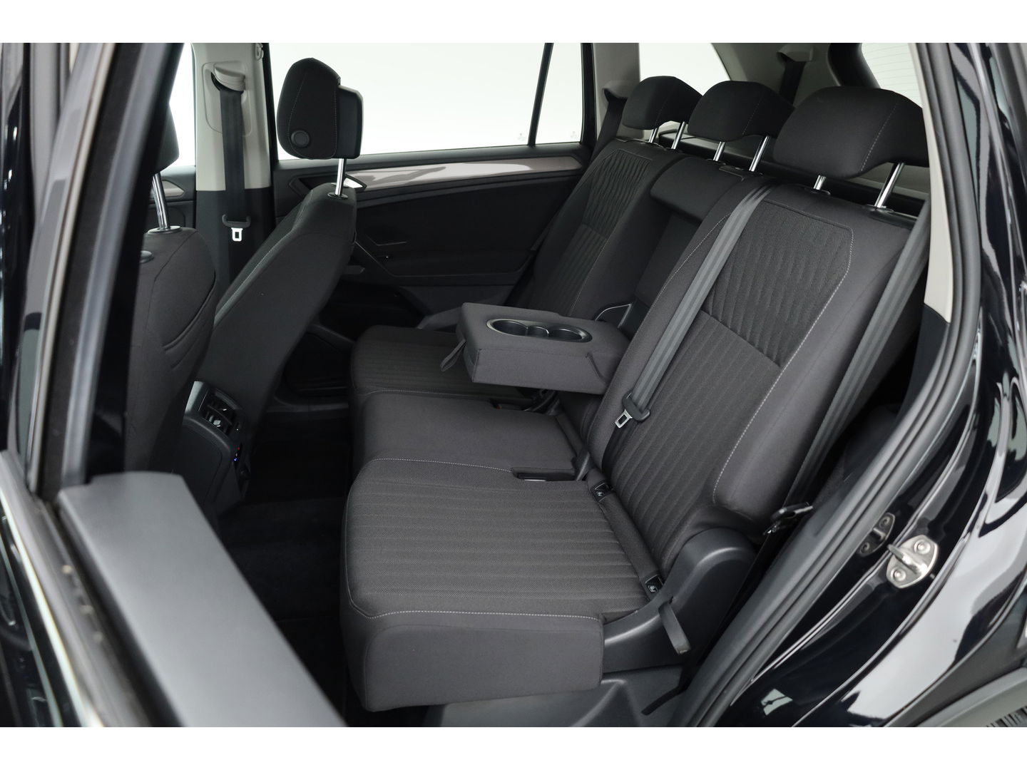 Volkswagen Tiguan Allspace 1.5 TSI Life Business 7p. DSG | Navi | Camera | Adapt. Cruise | Elek. Trekhaak | Stoel- Stuurverw.