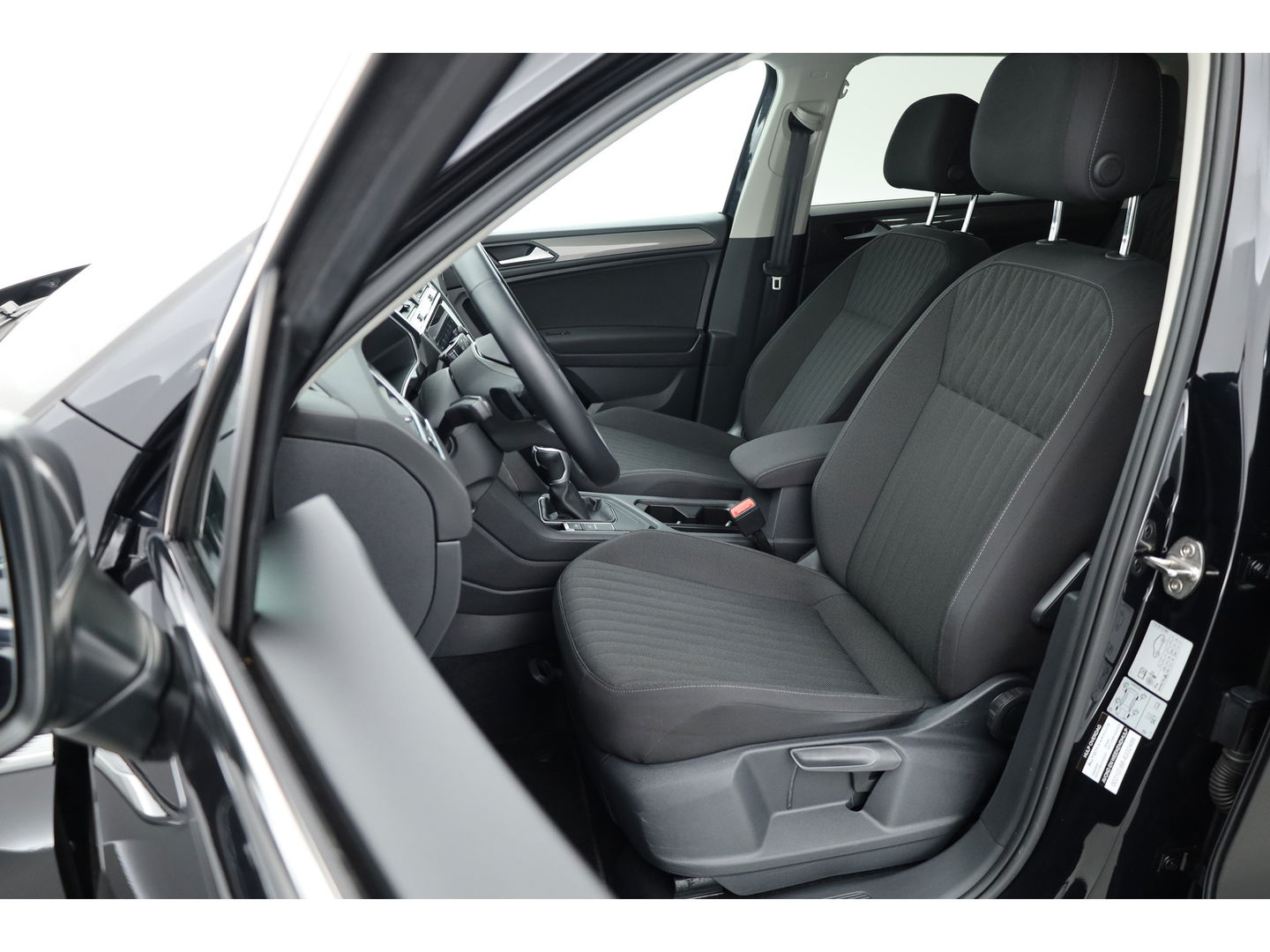 Volkswagen Tiguan Allspace 1.5 TSI Life Business 7p. DSG | Navi | Camera | Adapt. Cruise | Elek. Trekhaak | Stoel- Stuurverw.