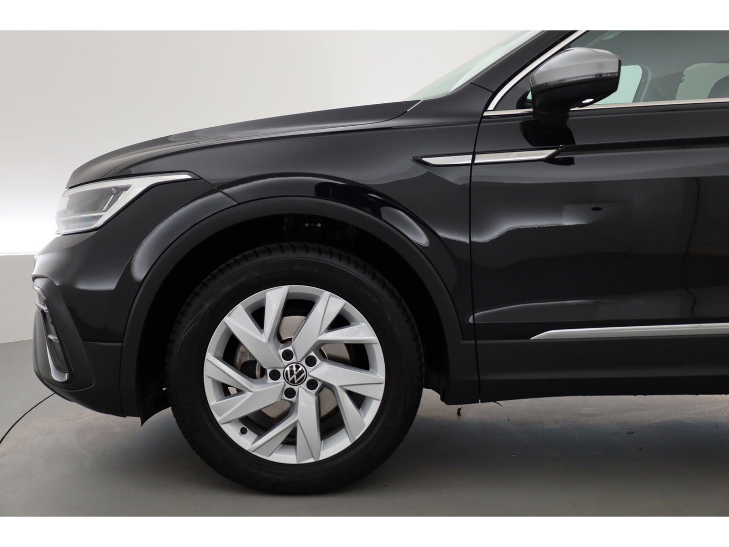 Volkswagen Tiguan Allspace 1.5 TSI Life Business 7p. DSG | Navi | Camera | Adapt. Cruise | Elek. Trekhaak | Stoel- Stuurverw.