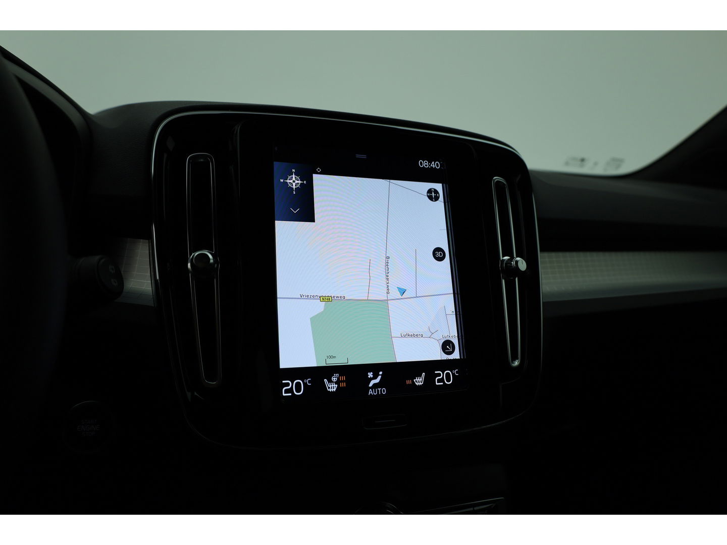 Volvo XC40 T4 Recharge Plus Bright | Navi | Elek. Trekhaak | Pilot Assist | Camera | Stoel- Stuurverw.