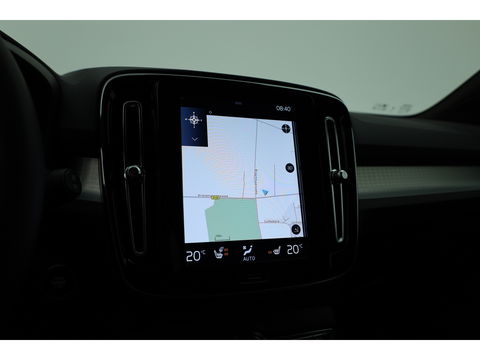 Volvo XC40 T4 Recharge Plus Bright | Navi | Elek. Trekhaak | Pilot Assist | Camera | Stoel- Stuurverw.