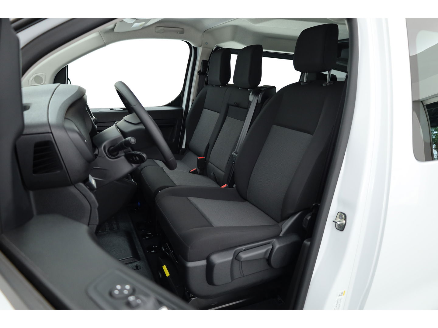 Opel Vivaro 2.0 CDTi 145pk L3H1 | Dubb. Cab. | 6 pers. | Airco | Cruise | Navi by App | Parkeersensoren