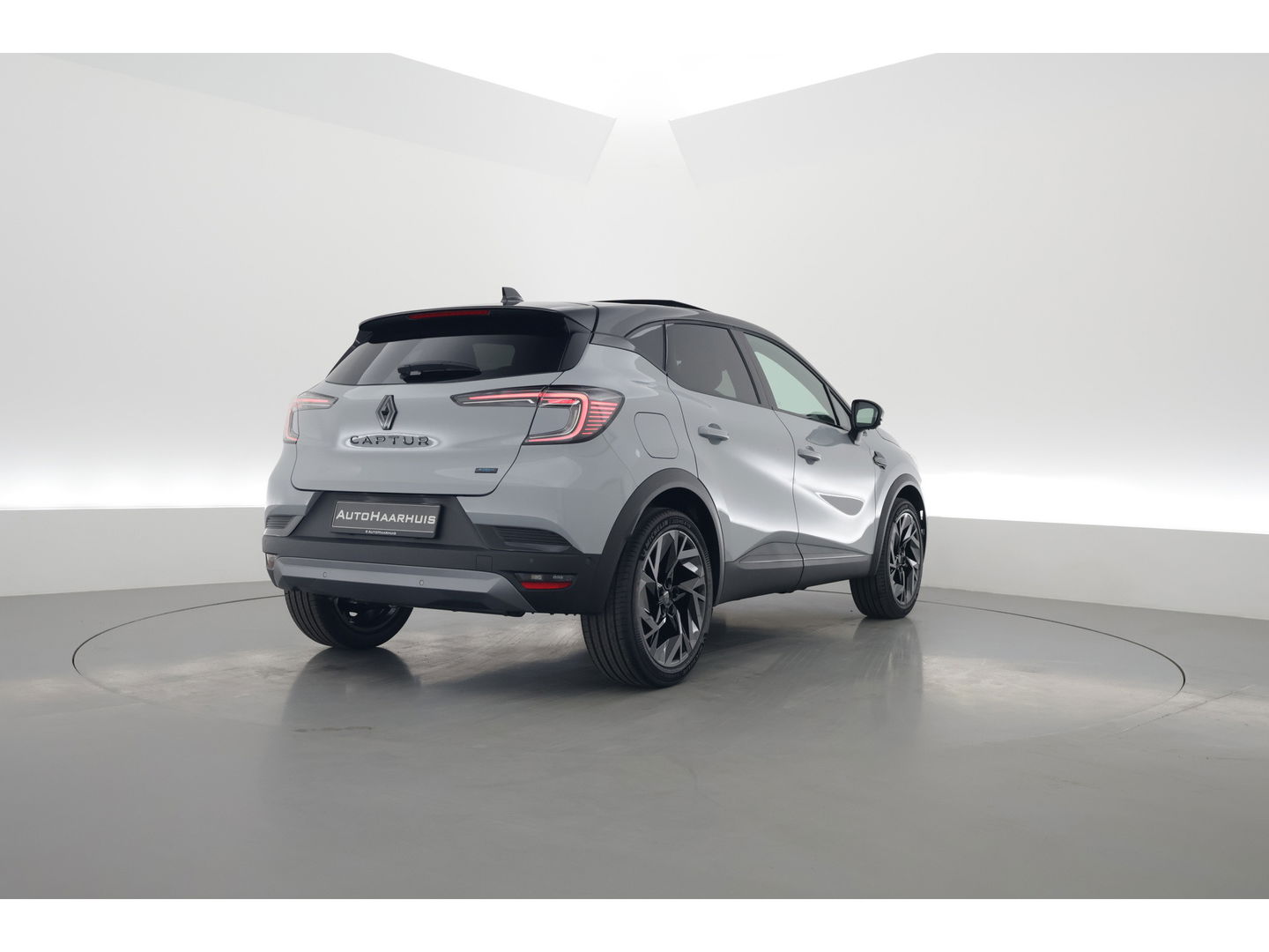 Renault Captur 1.6 E-Tech full hybrid 145 esprit Alpine | Pano | 360cam | Harman Kardon | Stoel-Stuurverw. | Adapt. Cruise
