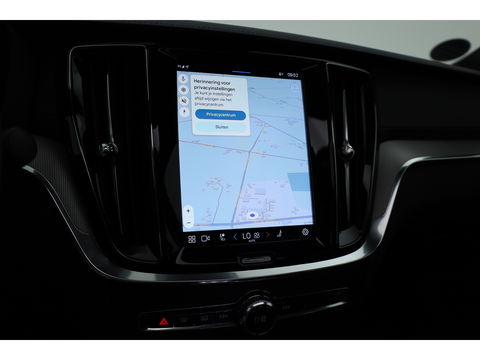 Volvo S60 T8 Polestar Engineered ''Uniek 455PK!'' | Pano | HUD | 360cam | Bowers & Wilkins | Pilot Assist