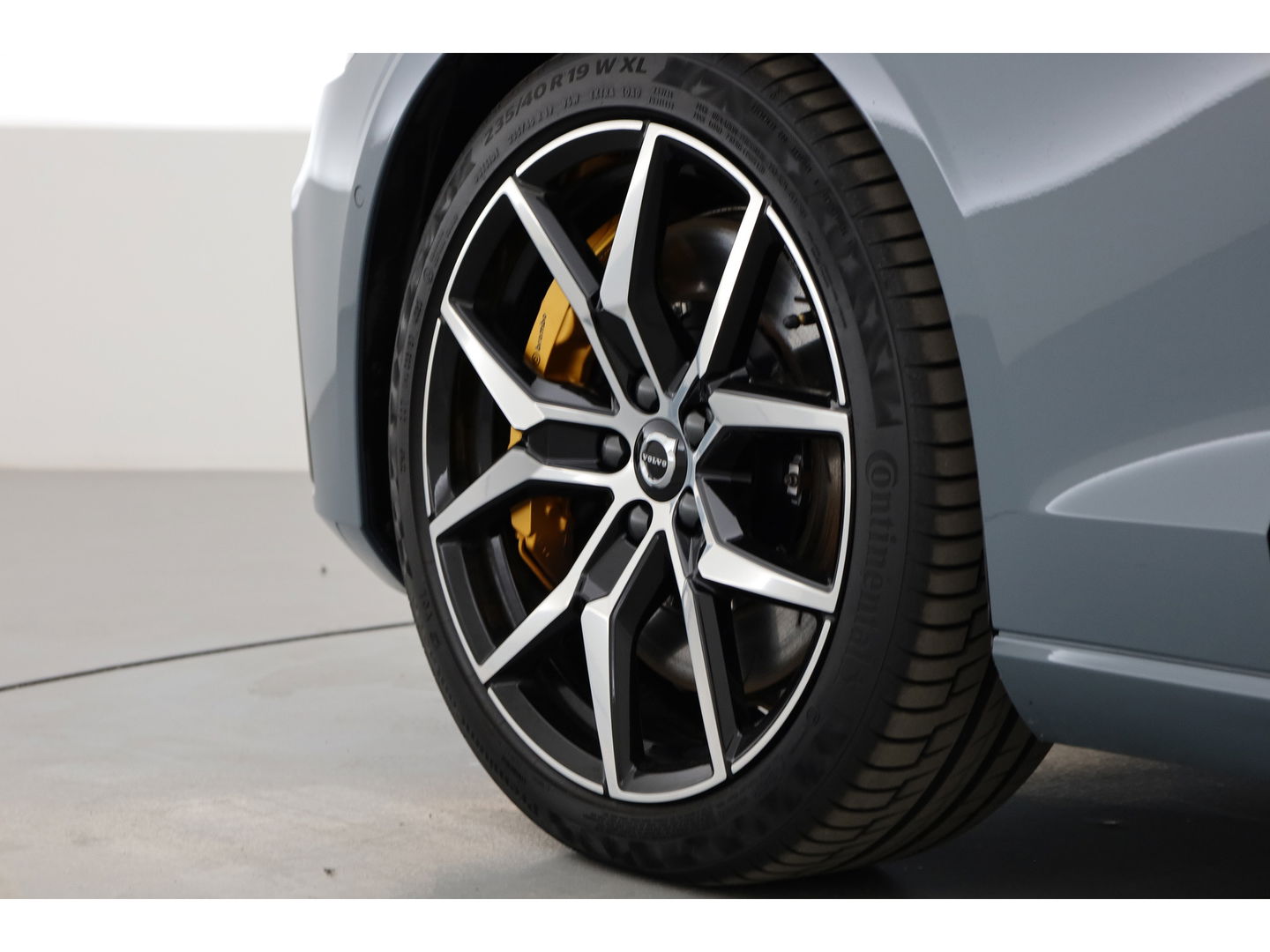 Volvo S60 T8 Polestar Engineered ''Uniek 455PK!'' | Pano | HUD | 360cam | Bowers & Wilkins | Pilot Assist