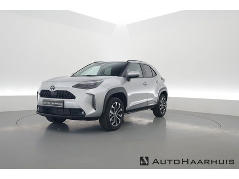 Toyota Yaris Cross 1.5 Hybrid Teamplayer 130pk | Winter pack | Safety pack | Navi | Adapt. Cruise | Camera | Keyless