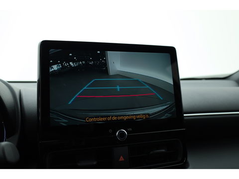 Toyota Yaris Cross 1.5 Hybrid Teamplayer 130pk | Winter pack | Safety pack | Navi | Adapt. Cruise | Camera | Keyless