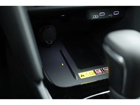 Toyota Yaris Cross 1.5 Hybrid Teamplayer 130pk | Winter pack | Safety pack | Navi | Adapt. Cruise | Camera | Keyless
