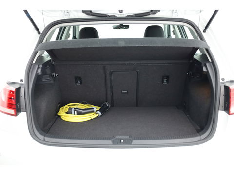 Volkswagen e-Golf | Navi | Camera | Adapt. Cruise | Keyless | Stoelverw. |