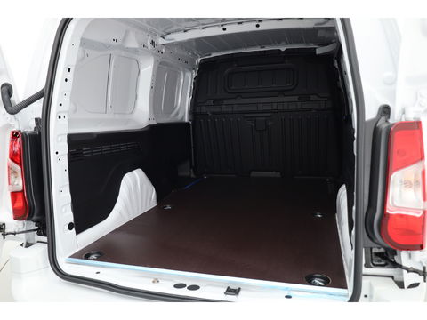 Opel Combo 1.5 BlueHDi 130pk | L2/XXL | Automaat | Nieuw model | Airco | 10" MultiMedia | Apple Carplay | Camera