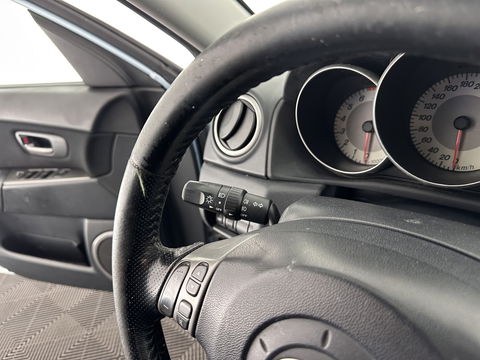 Mazda 3 Sport 1.6 Touring *AIRCO | COMFORT-SEATS | RADIO-CD/MP3 | 16''ALU*
