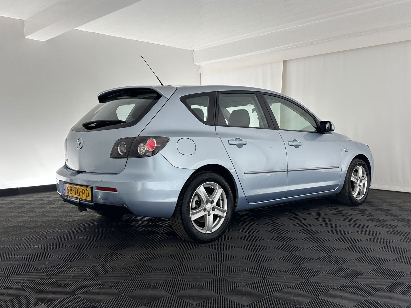 Mazda 3 Sport 1.6 Touring *AIRCO | COMFORT-SEATS | RADIO-CD/MP3 | 16''ALU*