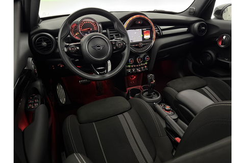 MINI Cooper 1.5 Cooper JCW PACK Pano | harman/kardon | Carplay Clima Cruise LED Navigatie PDC 18"LMV Stoelverwarming