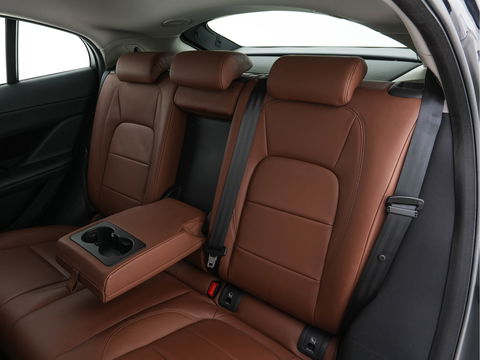 Jaguar I-PACE EV320 S AWD Business Pack 90 kWh [ 3-Fase ] (INCL-BTW) *LUXURY-LEATHER | FULL-LED | MERIDIAN-AUDIO | DIGI-COCKPIT | KEYLESS | DAB+ | NAVI-FULLMAP | ECC | HEATED-COMFORTSEATS | PDC | SURROUND-VIEW | CRUISE | LANE-ASSIST | TOWBAR | 20''A