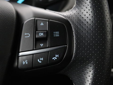 Ford Fiesta 1.0 EcoBoost ST-Line | Panoramadak | Stoel & stuurverwarming | Carplay | Navigatie | Climate control | Cruise control | Parkeerhulp