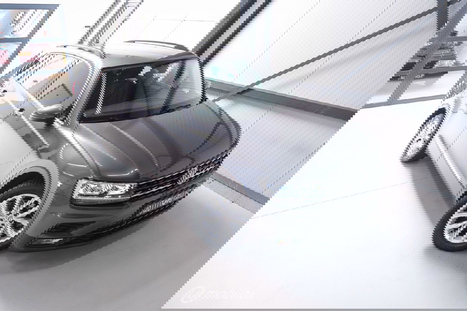 Volkswagen Tiguan 1.4 TSI ACT Comfortline | Trekhaak | Adaptive | 1e eigenaar | Clima | Stoelverwarming | rijklaarprijs |