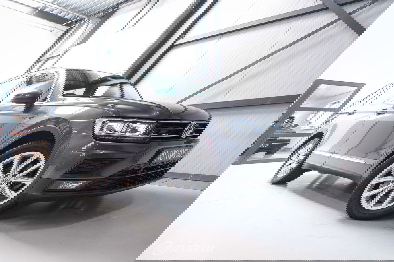 Volkswagen Tiguan 1.4 TSI ACT Comfortline | Trekhaak | Adaptive | 1e eigenaar | Clima | Stoelverwarming | rijklaarprijs |