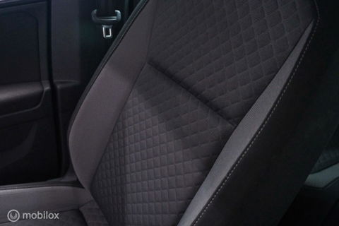 Volkswagen Tiguan 1.4 TSI ACT Comfortline | Trekhaak | Adaptive | 1e eigenaar | Clima | Stoelverwarming | rijklaarprijs |