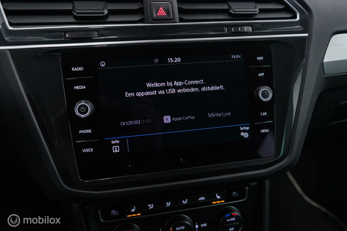 Volkswagen Tiguan 1.4 TSI ACT Comfortline | Trekhaak | Adaptive | 1e eigenaar | Clima | Stoelverwarming | rijklaarprijs |