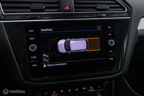 Volkswagen Tiguan 1.4 TSI ACT Comfortline | Trekhaak | Adaptive | 1e eigenaar | Clima | Stoelverwarming | rijklaarprijs |