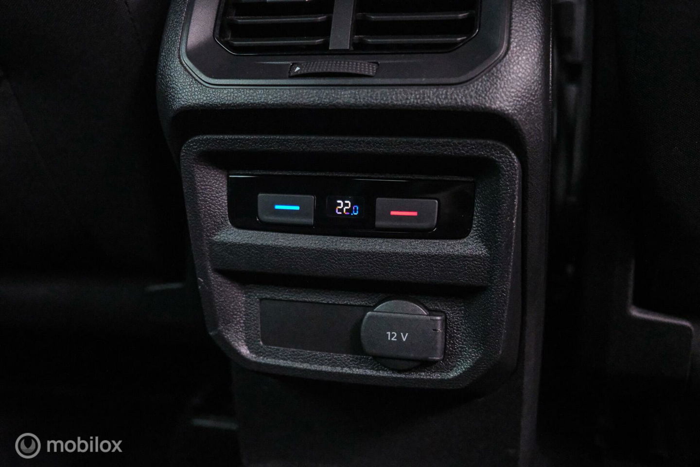 Volkswagen Tiguan 1.4 TSI ACT Comfortline | Trekhaak | Adaptive | 1e eigenaar | Clima | Stoelverwarming | rijklaarprijs |