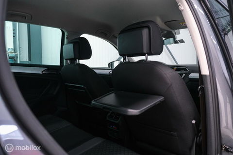 Volkswagen Tiguan 1.4 TSI ACT Comfortline | Trekhaak | Adaptive | 1e eigenaar | Clima | Stoelverwarming | rijklaarprijs |