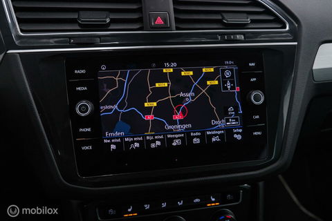 Volkswagen Tiguan 1.4 TSI ACT Comfortline | Trekhaak | Adaptive | 1e eigenaar | Clima | Stoelverwarming | rijklaarprijs |