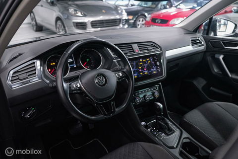 Volkswagen Tiguan 1.4 TSI ACT Comfortline | Trekhaak | Adaptive | 1e eigenaar | Clima | Stoelverwarming | rijklaarprijs |