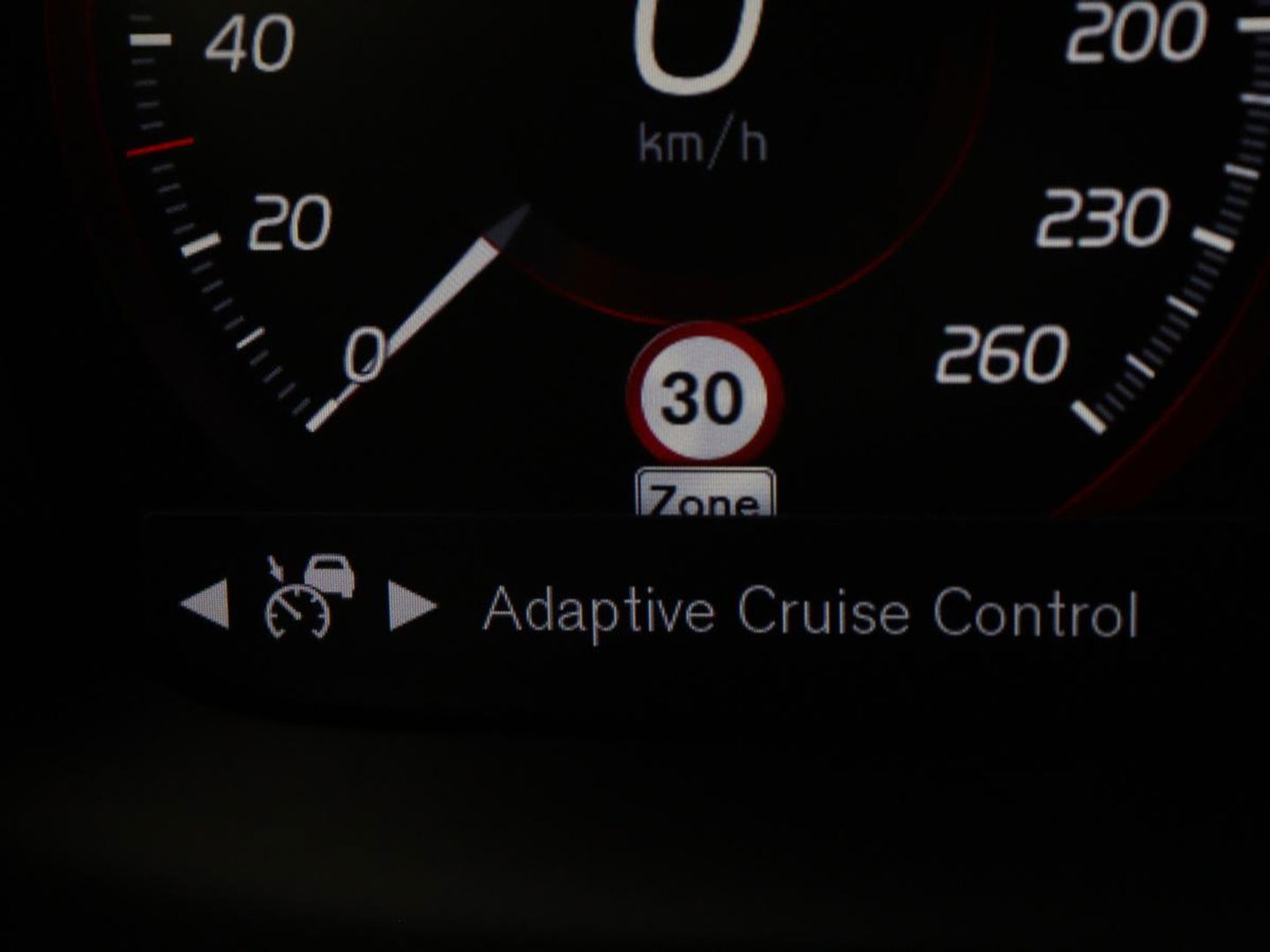 Volvo V60 Cross Country 2.0 B5 AWD Pro | Panoramadak | Head-Up | Leder | Stoelverwarming | Trekhaak | Adaptive cruise | Carplay | Navigatie | Keyless | Harman/Kardon