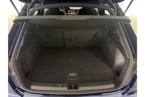 Audi A3 35 TFSI S Line 150PK LED Sfeerverl. Carplay Virtual Clima Cruise Navigatie PDC 18''LMV