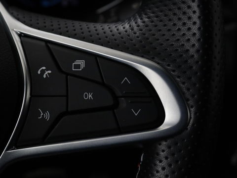Renault Arkana 1.6 E-Tech full hybrid 145 R. S. Line | Trekhaak | Stoel & stuurverwarming | Leder/Alcantara | Adaptive cruise | Camera | Carplay | Keyless | Navigatie | Full LED