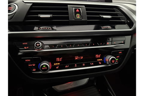 BMW X3 xDrive30e High Executive M-Sport 260PK Pano Virtual Sfeerverl. Camera Carplay LED Navigatie 20"LMV Clima Cruise PDC