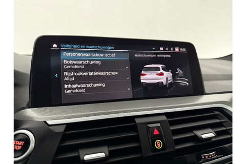 BMW X3 xDrive30e High Executive M-Sport 260PK Pano Virtual Sfeerverl. Camera Carplay LED Navigatie 20"LMV Clima Cruise PDC