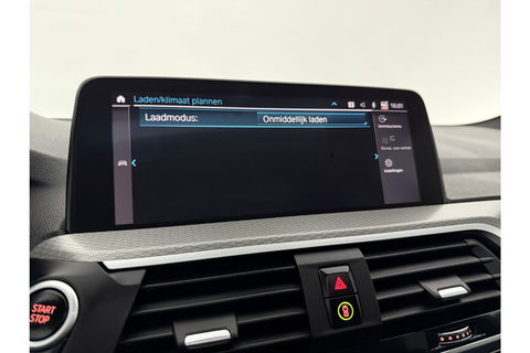 BMW X3 xDrive30e High Executive M-Sport 260PK Pano Virtual Sfeerverl. Camera Carplay LED Navigatie 20"LMV Clima Cruise PDC