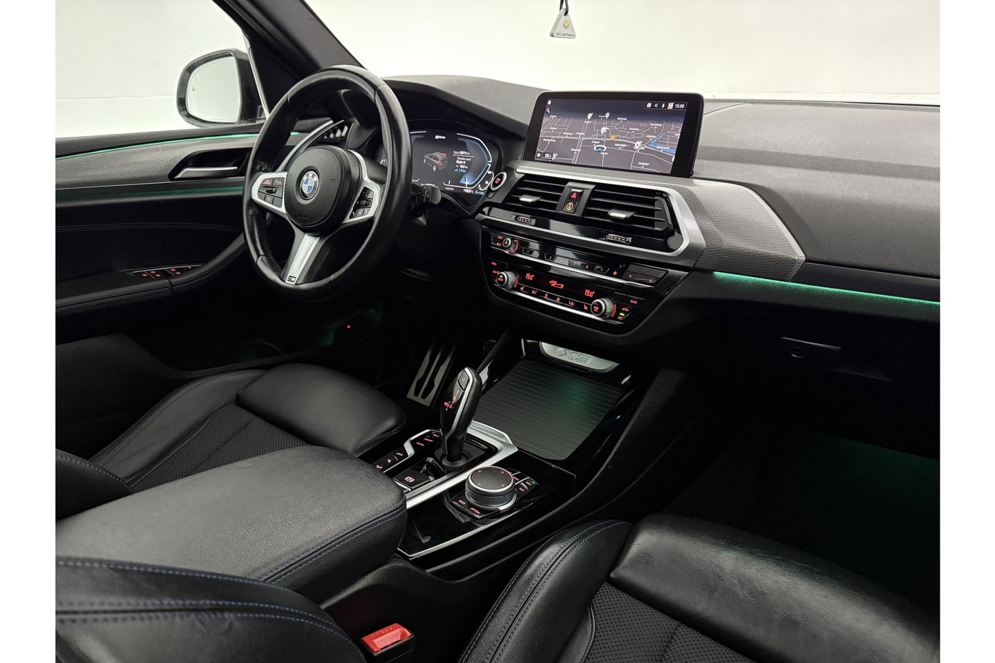 BMW X3 xDrive30e High Executive M-Sport 260PK Pano Virtual Sfeerverl. Camera Carplay LED Navigatie 20"LMV Clima Cruise PDC