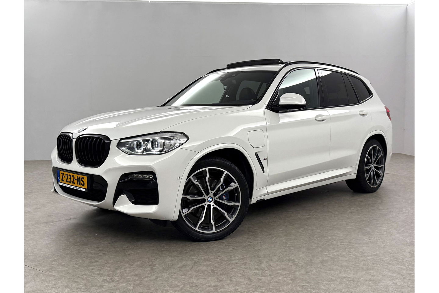 BMW X3 xDrive30e High Executive M-Sport 260PK Pano Virtual Sfeerverl. Camera Carplay LED Navigatie 20"LMV Clima Cruise PDC