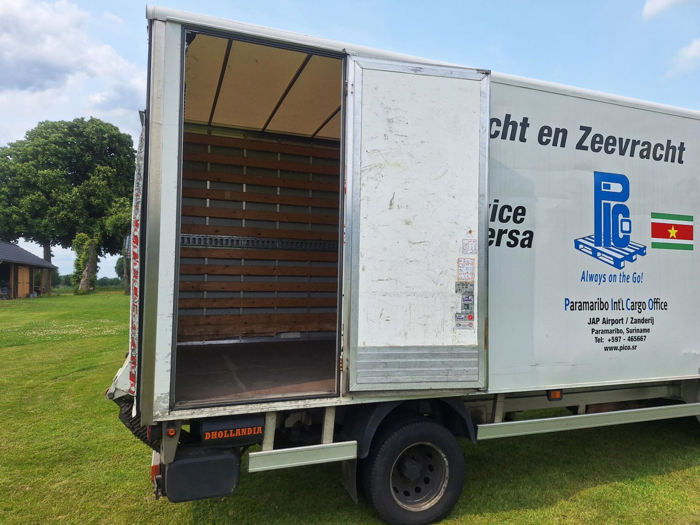 Volkswagen Crafter 50 2.0 TDI L4H3 DL 177PK "Automaat" Laadklep Apple-Carplay Navigatie Airco Cruise-control, Nieuwe banden & APK!