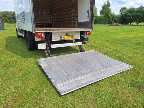 Volkswagen Crafter 50 2.0 TDI L4H3 DL 177PK "Automaat" Laadklep Apple-Carplay Navigatie Airco Cruise-control, Nieuwe banden & APK!