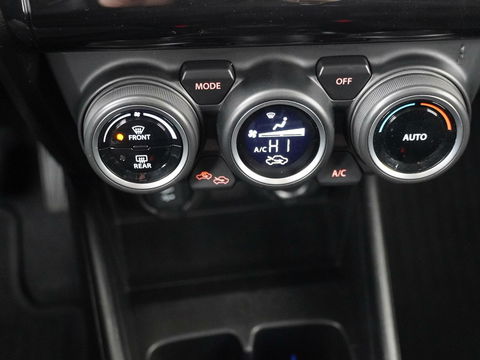 Suzuki Swift 1.2 Style Smart Hybrid