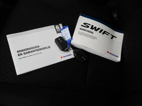 Suzuki Swift 1.2 Style Smart Hybrid