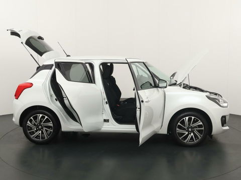 Suzuki Swift 1.2 Style Smart Hybrid