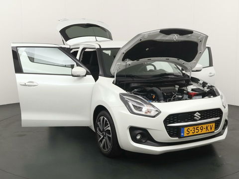 Suzuki Swift 1.2 Style Smart Hybrid