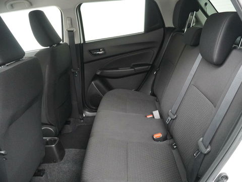 Suzuki Swift 1.2 Style Smart Hybrid