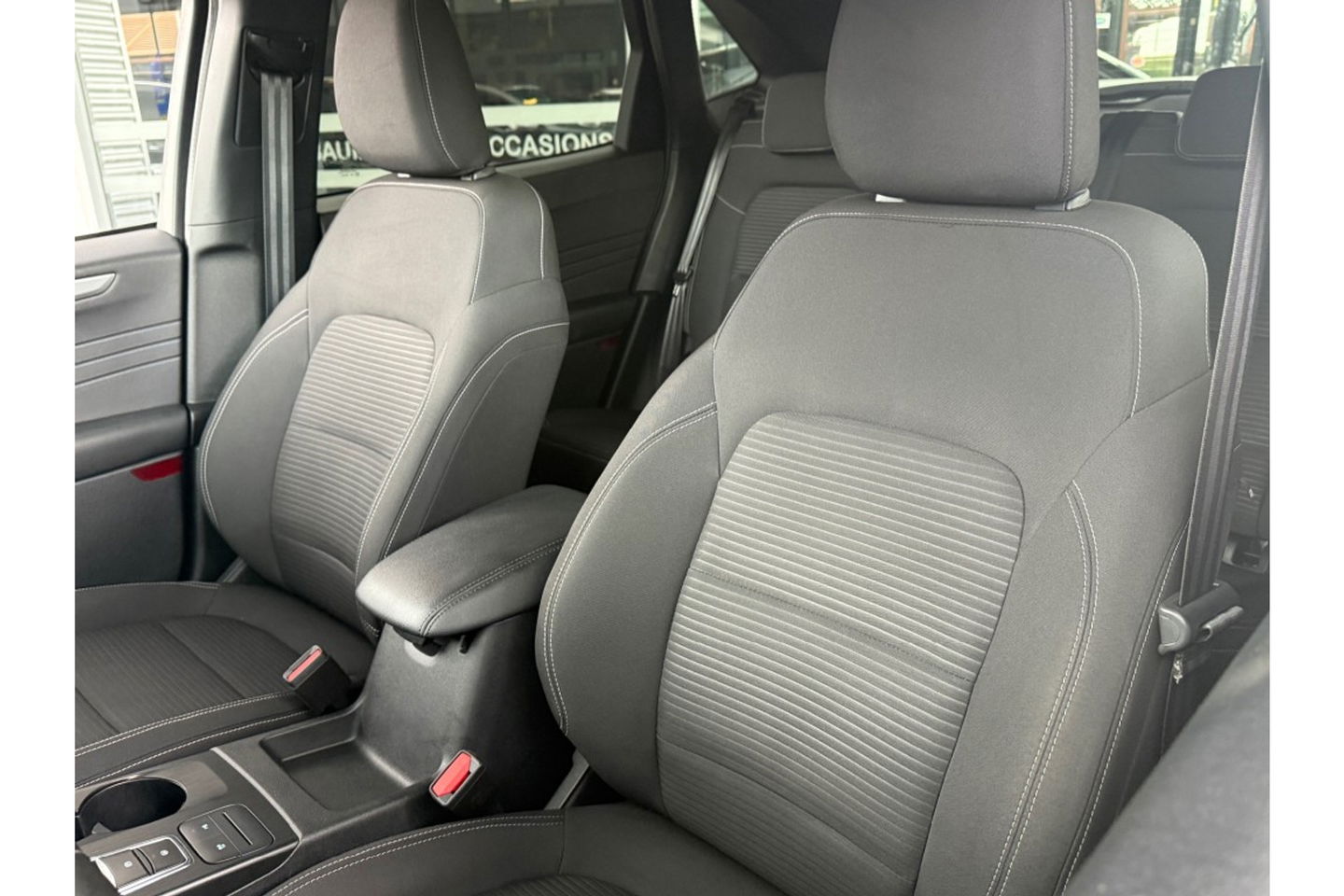 Ford Kuga 2.5 FHEV TITANIUM AUTOMAAT NAVI PDC-CAMERA.
